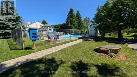 35 Barker Boulevard Collingwood ON L9Y 4W4