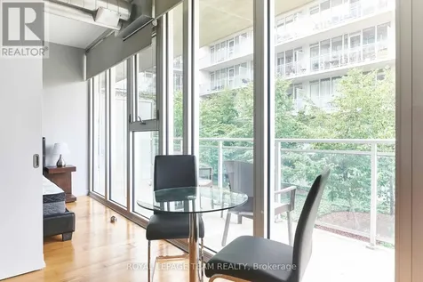 354 Gladstone Street Ottawa ON K2P 0R4