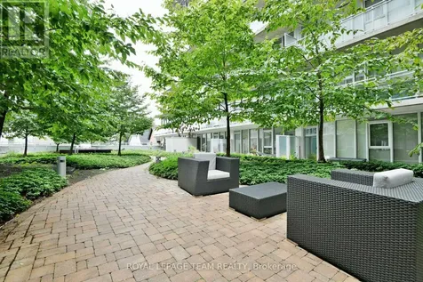 354 Gladstone Street Ottawa ON K2P 0R4
