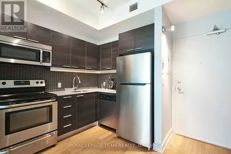 354 Gladstone Street Ottawa ON K2P 0R4