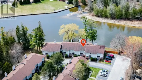 39 28th Street South Wasaga Beach ON L9Z 2E4
