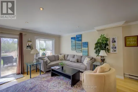 39 28th Street South Wasaga Beach ON L9Z 2E4