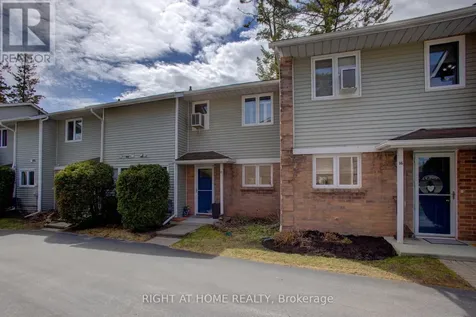 39 28th Street South Wasaga Beach ON L9Z 2E4