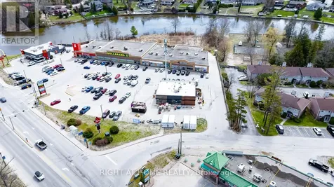39 28th Street South Wasaga Beach ON L9Z 2E4