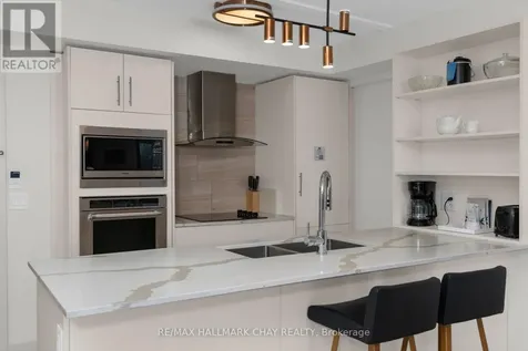 9 Harbour Street East Collingwood ON L9Y 5C5