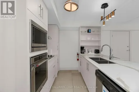 9 Harbour Street East Collingwood ON L9Y 5C5