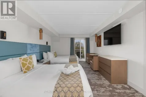9 Harbour Street East Collingwood ON L9Y 5C5