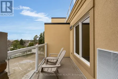 9 Harbour Street East Collingwood ON L9Y 5C5
