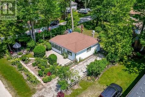 45 30th Street Wasaga Beach ON L9Z 2C8