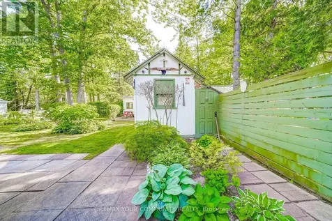 45 30th Street Wasaga Beach ON L9Z 2C8