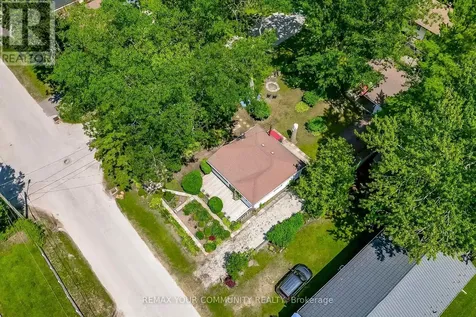45 30th Street Wasaga Beach ON L9Z 2C8