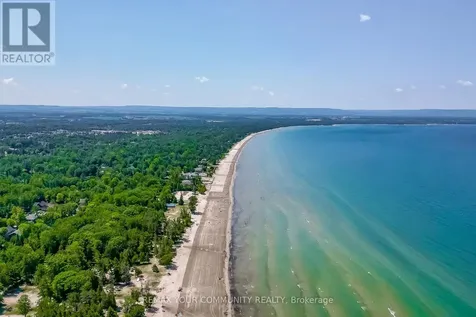 45 30th Street Wasaga Beach ON L9Z 2C8
