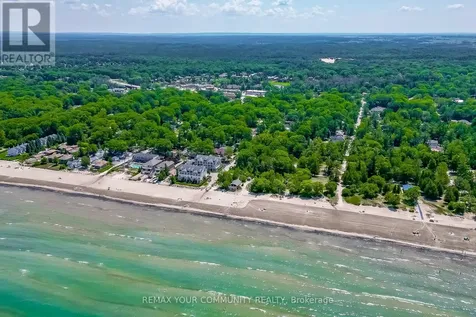 45 30th Street Wasaga Beach ON L9Z 2C8