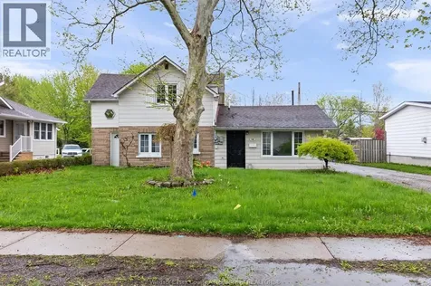 51 Balaclava Amherstburg ON N8V 2G5