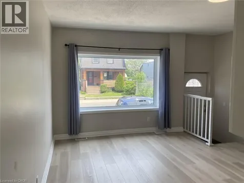 1164 Cannon Street East Hamilton ON L8L 2K1