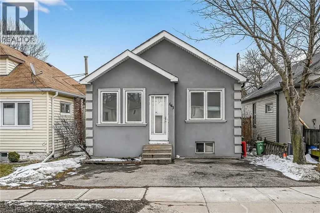 643 Upper Wellington Street Hamilton ON L9A 3R2