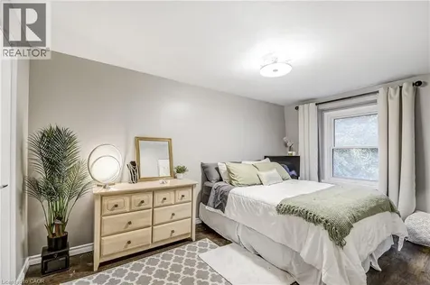 132 Barlake Avenue Hamilton ON L8E 1H3
