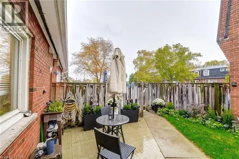 132 Barlake Avenue Hamilton ON L8E 1H3
