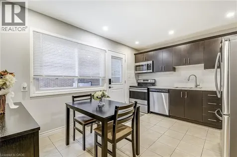 132 Barlake Avenue Hamilton ON L8E 1H3