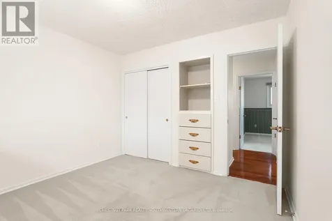 24 Grand Hill Drive Kitchener ON N2P 2E4