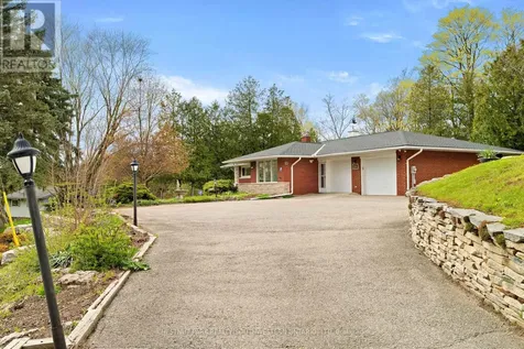 24 Grand Hill Drive Kitchener ON N2P 2E4