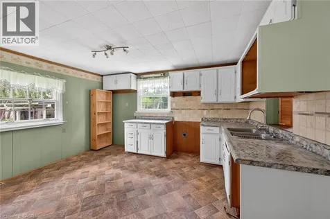 313 John Street Simcoe ON N3Y 2Z1