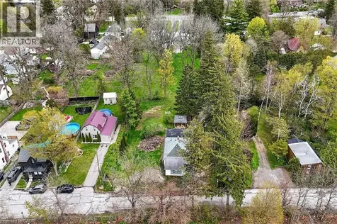 313 John Street Simcoe ON N3Y 2Z1