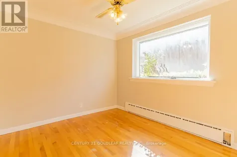 543 Kirkwood Avenue Ottawa ON K1Z 5X2