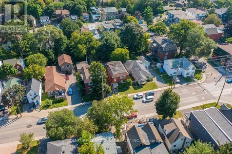 543 Kirkwood Avenue Ottawa ON K1Z 5X2
