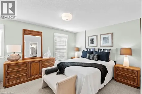 2272 Mowat Avenue Oakville ON L6H 5L8