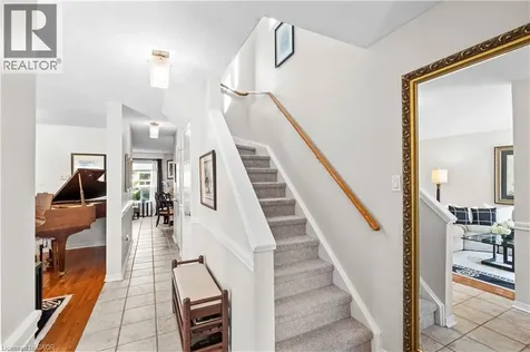2272 Mowat Avenue Oakville ON L6H 5L8