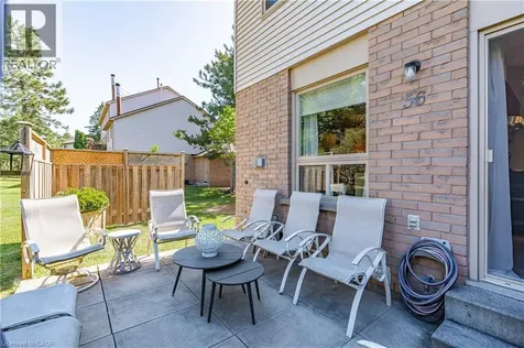 2272 Mowat Avenue Oakville ON L6H 5L8
