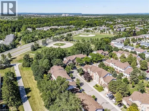 2272 Mowat Avenue Oakville ON L6H 5L8