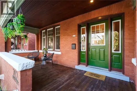 202 Prospect Street South Hamilton ON L8M 2Z7