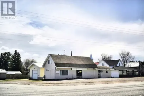 10494 & 10496 Highway 17 West Nipissing ON P0M 2M0