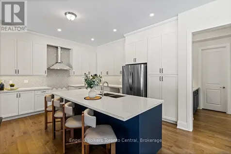 110 Dorothy Drive Blue Mountains ON N0H 2P0