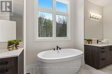 110 Dorothy Drive Blue Mountains ON N0H 2P0