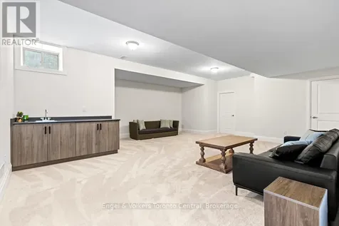 110 Dorothy Drive Blue Mountains ON N0H 2P0