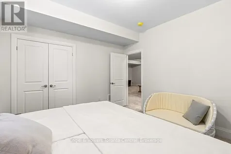 110 Dorothy Drive Blue Mountains ON N0H 2P0