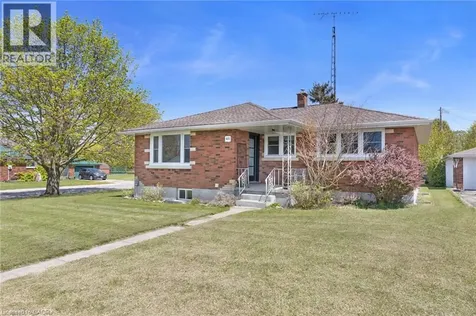433 Northern Avenue Delhi ON N4B 2R7