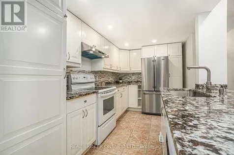 1204 Shillington Avenue Ottawa ON K1Z 7Z4