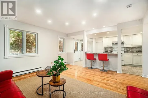 1204 Shillington Avenue Ottawa ON K1Z 7Z4