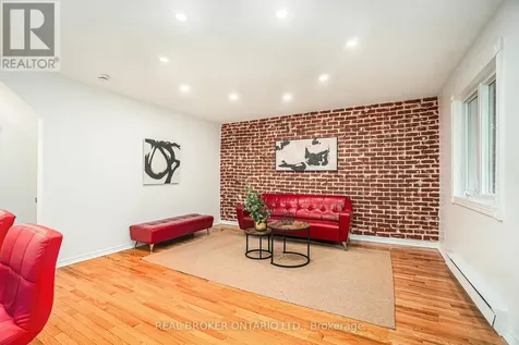 1204 Shillington Avenue Ottawa ON K1Z 7Z4