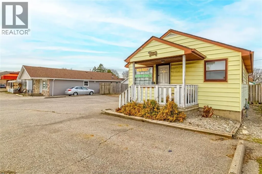 3473 Walker Road Windsor ON N8W 3S2