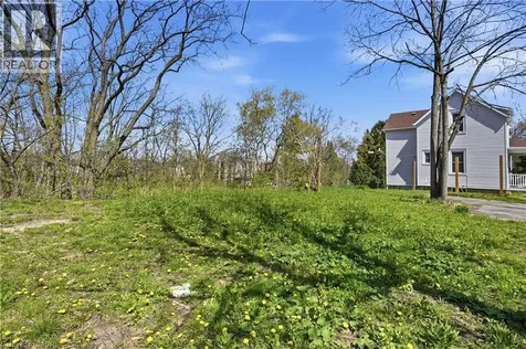 15 Robinson Street North Grimsby ON L3M 3C8
