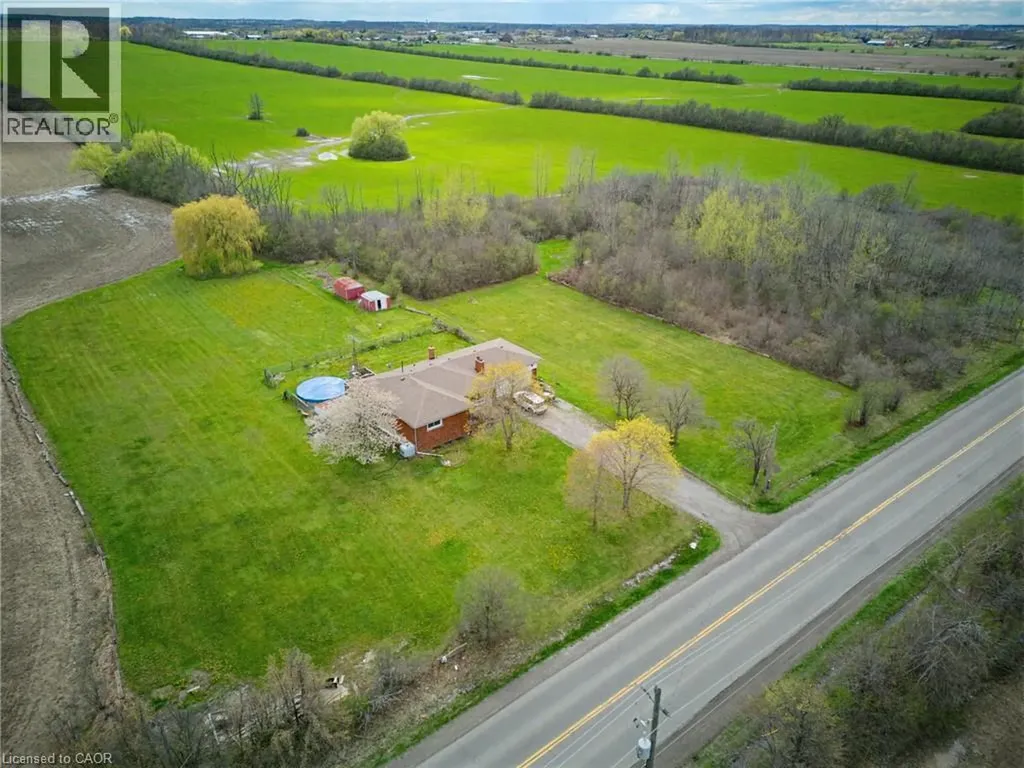 516 Mud Street East Hamilton ON L8J 3C7