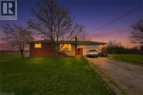 516 Mud Street East Hamilton ON L8J 3C7