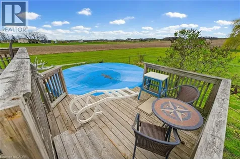 516 Mud Street East Hamilton ON L8J 3C7