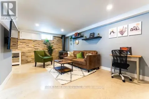 102 Kribs Street Cambridge ON N3C 3N5