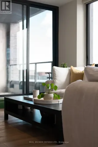 203 Catherine Street Ottawa ON K2P 1J5